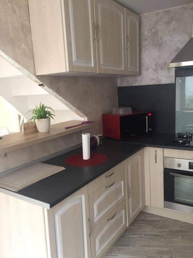 Petite Maison Au Coeur De L Auvergne Jumeaux Екстер'єр фото